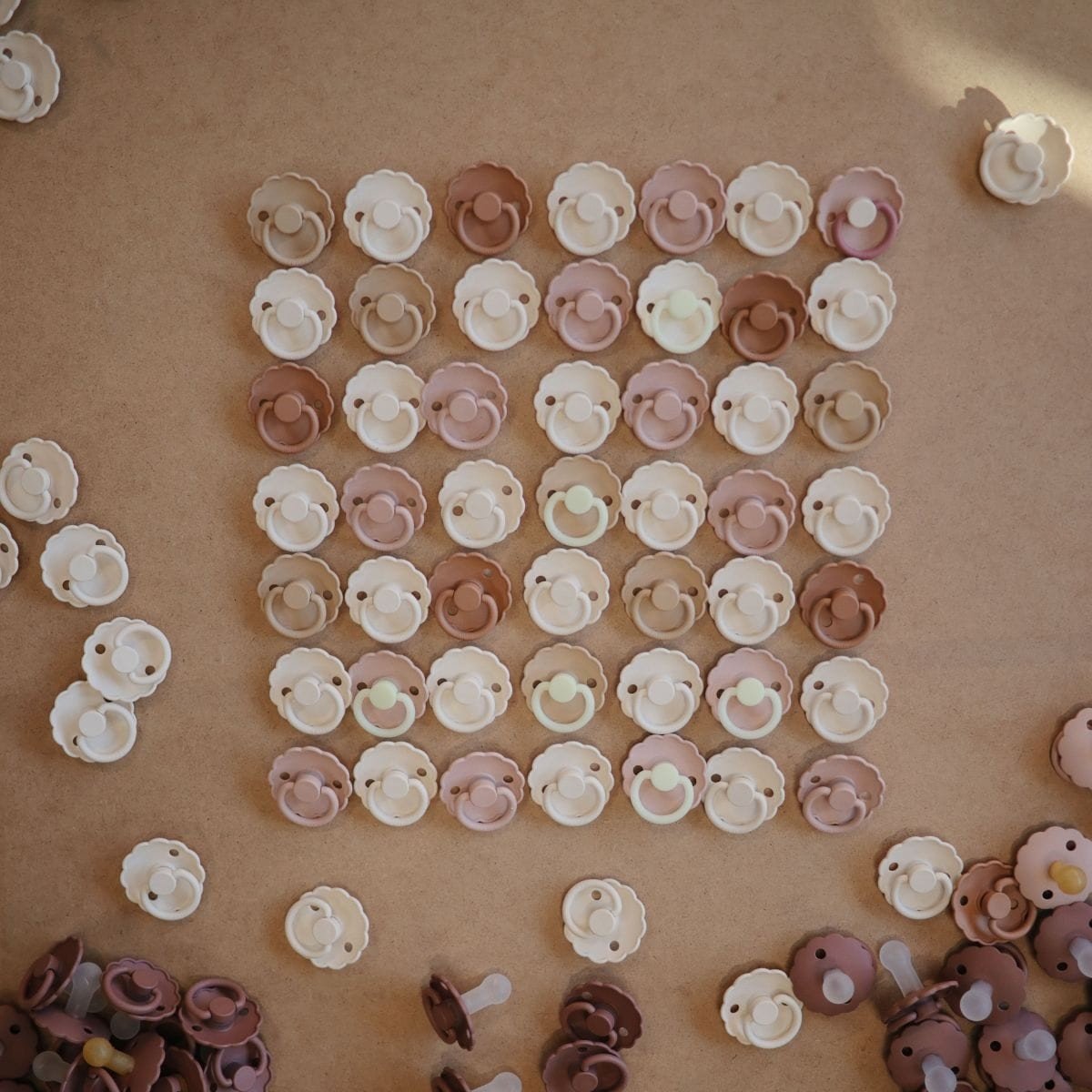 FRIGG Daisy siliconen fopspeen – Blush - Little Things