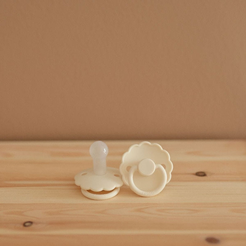FRIGG Daisy siliconen fopspeen – Cream