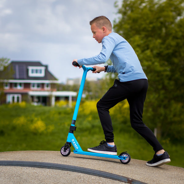 Micro Ramp – Stunt Kinderroller – Cyan