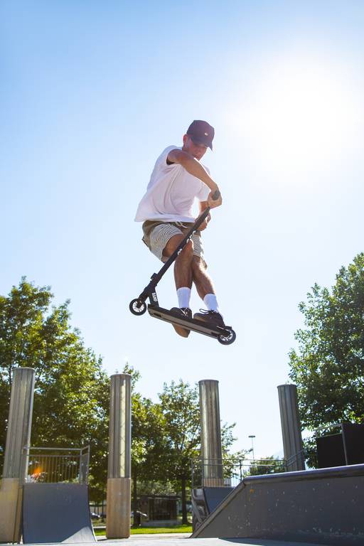 Micro Ramp – Stunt Scooter – Schwarz
