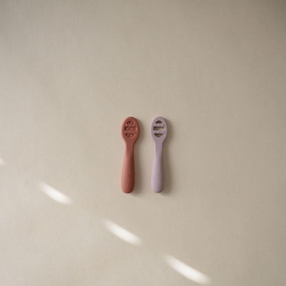 Mushie First Feeding Baby Spoon – Rose / Soft Lilac - Little Things